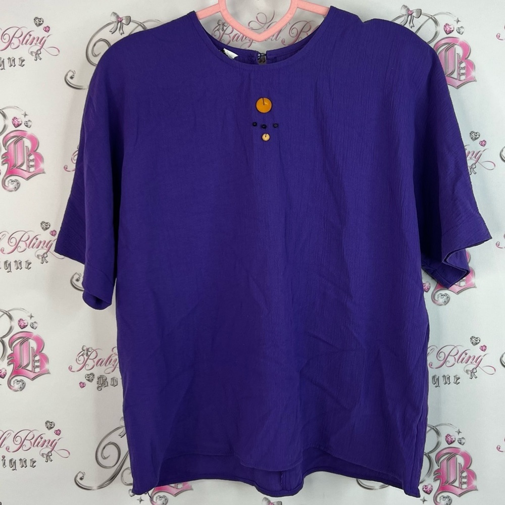 Moda petite tshirt tee beaded wooden crinkle fabric design Purple Shirt vintage